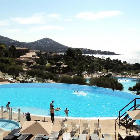 Apartment Le Hameau De Cap Esterel - Maeva - Moderne 2 Pieces 6 Personnes - Prestige - Super Mae-1477 *